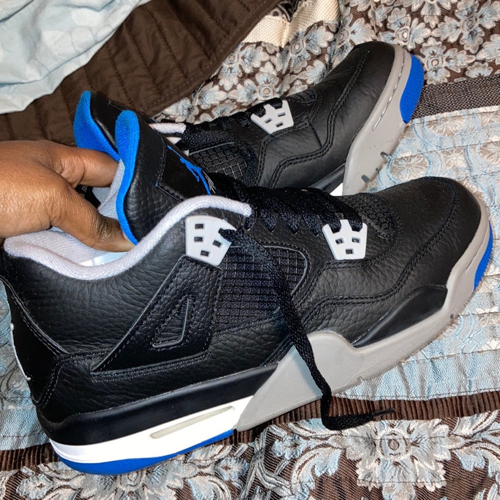 Jordan Retro 4’s